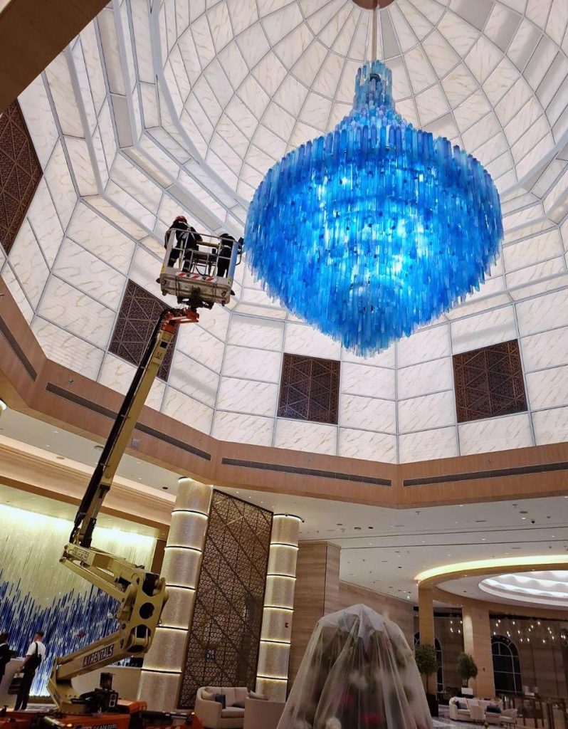 Hotel Chandelier Cleaning




